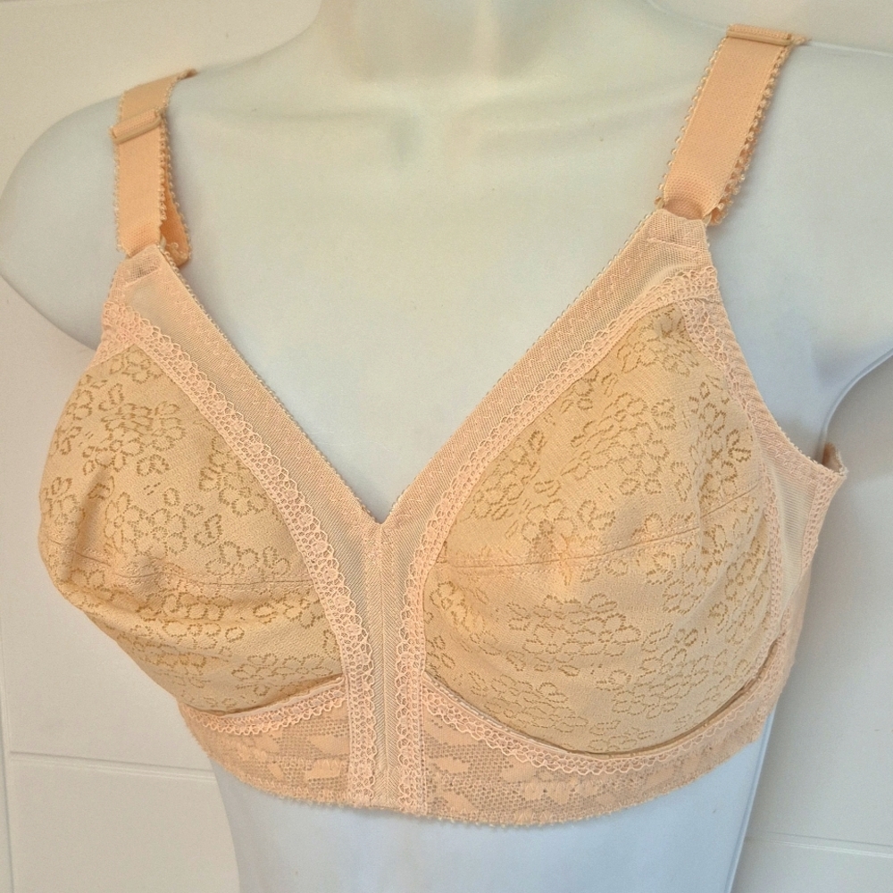 Vintage Timeless Comfort Lace Nude Beige Bra 34C